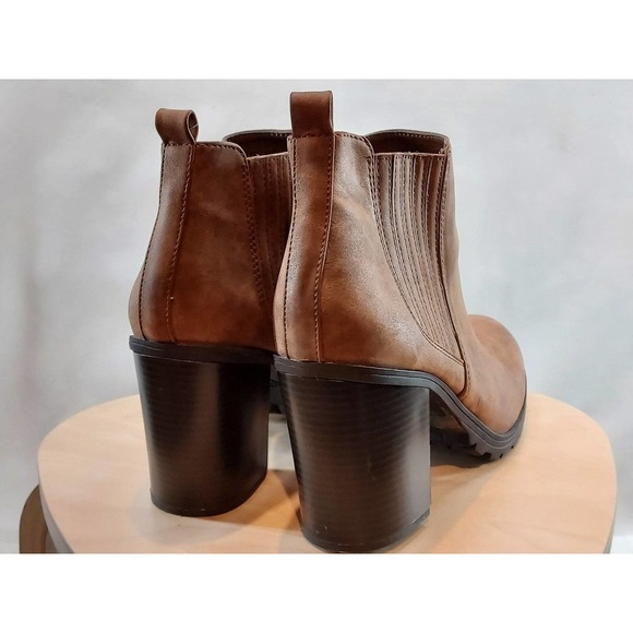 Sam & Libby Faux Brown Leather Ankle Boots Womens Size 11 - Picture 3 of 10